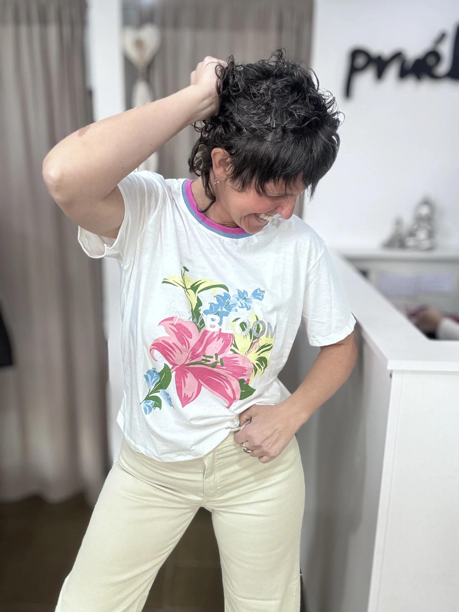 Remera flores