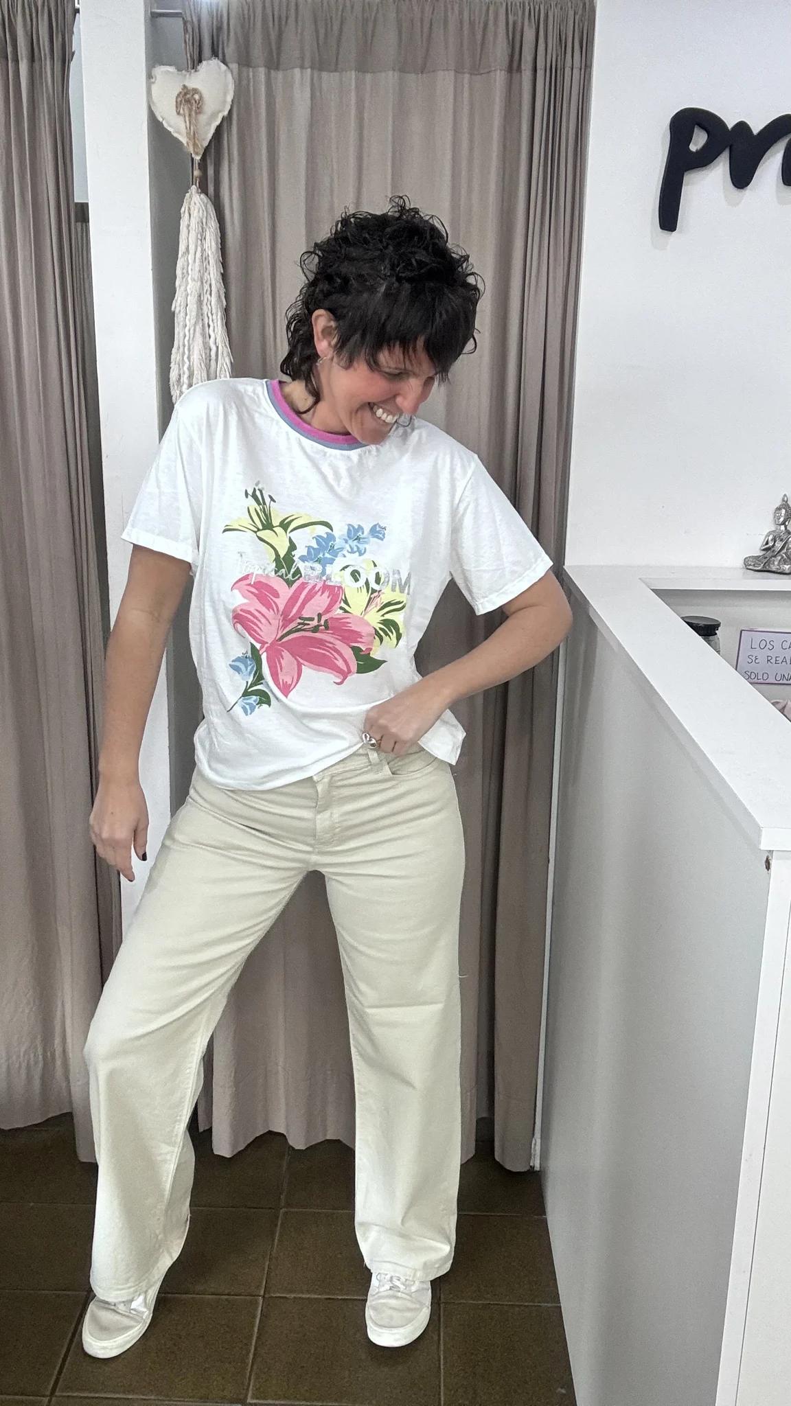 Remera flores