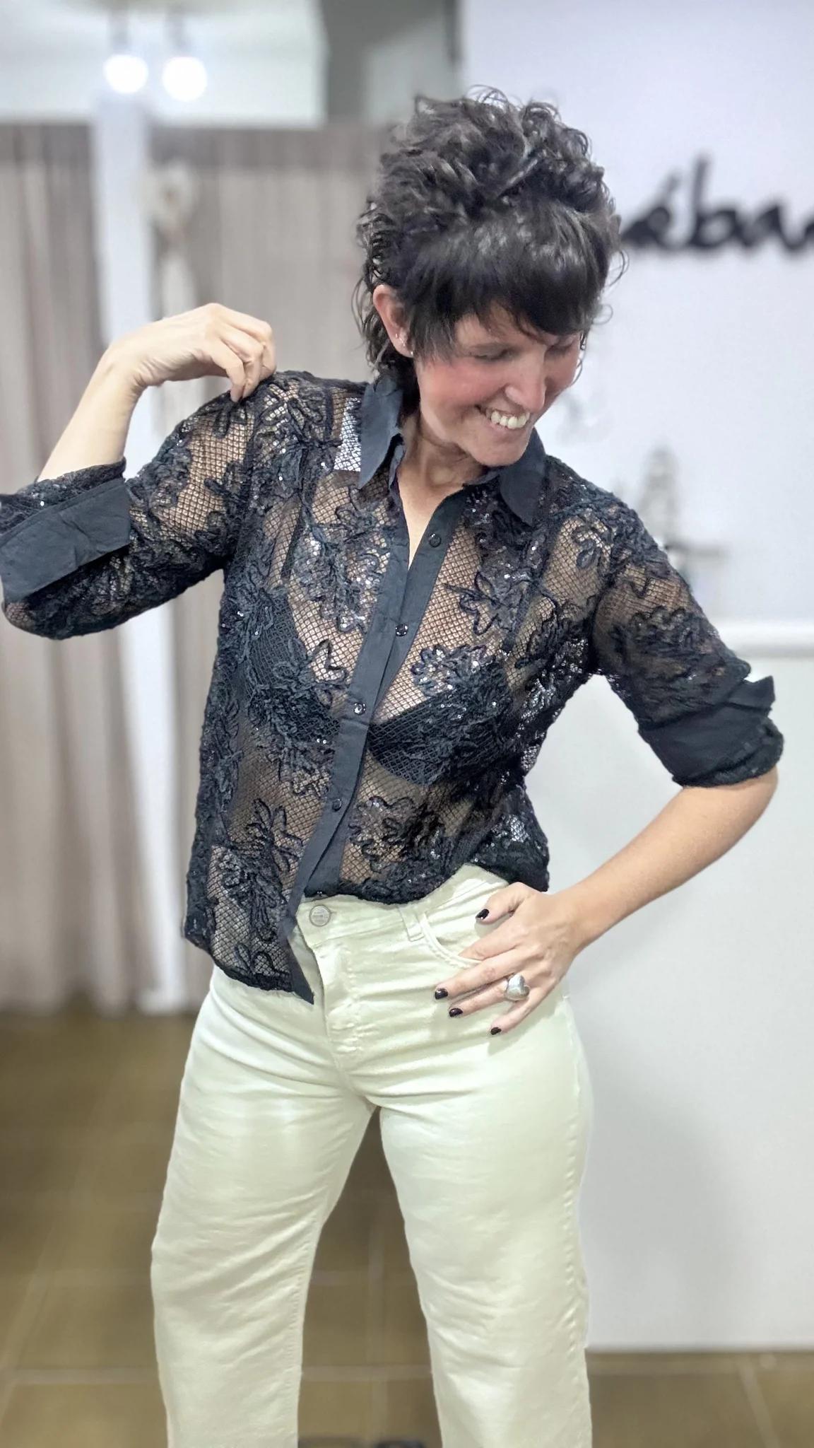 Camisa calada brillo