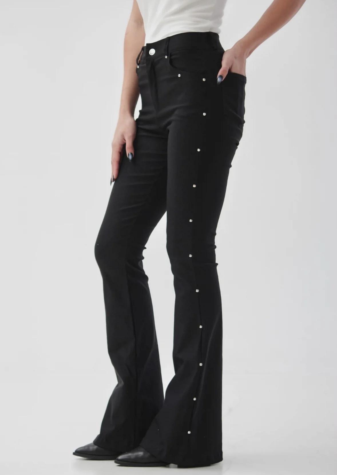 Pantalón tachas BENGALINA